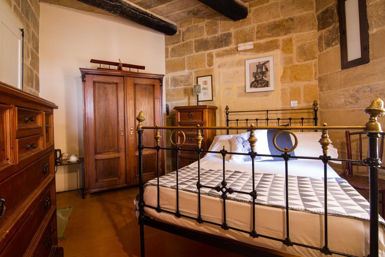 The Burrow Guest House Tarxien Exterior foto