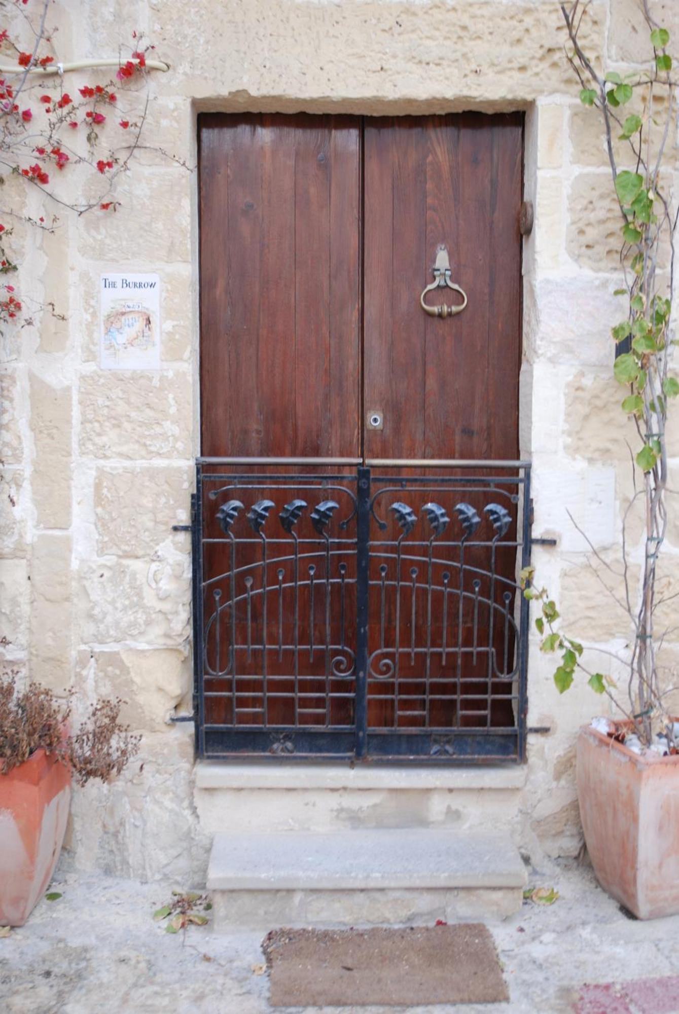 The Burrow Guest House Tarxien Exterior foto