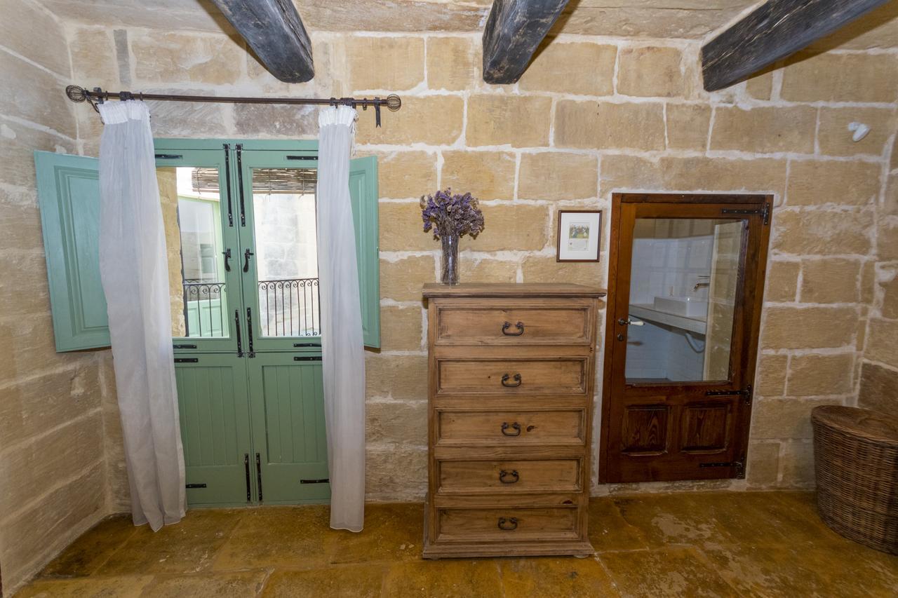 The Burrow Guest House Tarxien Exterior foto